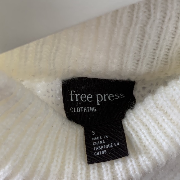 Brand new sweater top - Picture 3 of 4